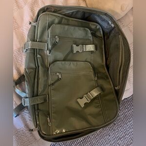 **LIKE NEW** CalPak Terra 26L Laptop Duffel Backpack in Juniper